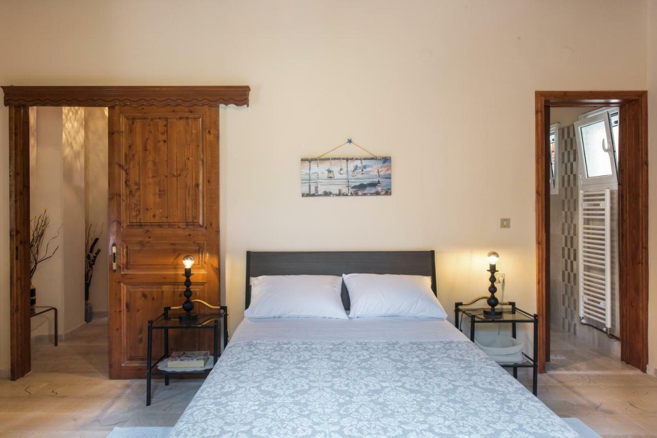 Family Holiday Apartment With Garden & Bbq Velonádes Esterno foto