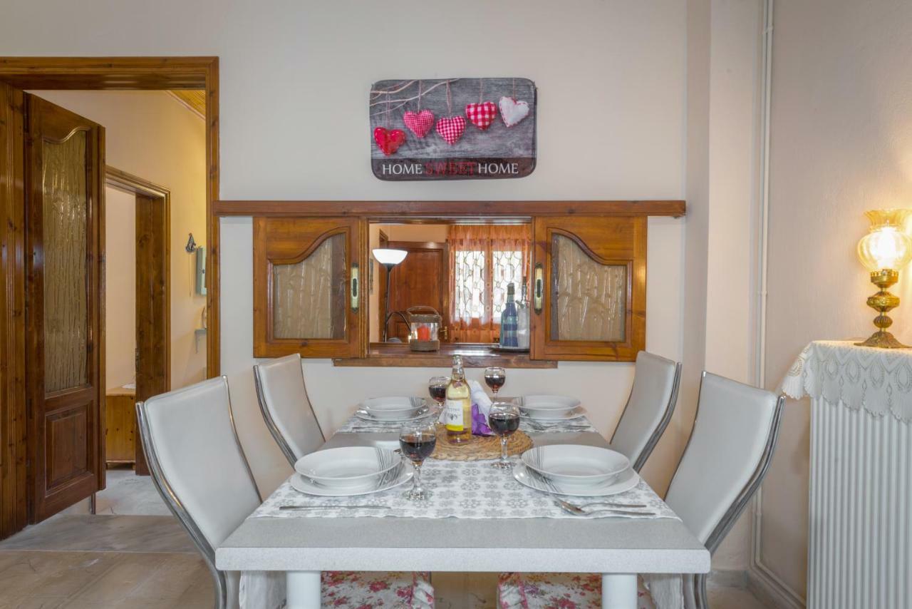 Family Holiday Apartment With Garden & Bbq Velonádes Esterno foto